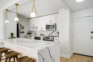 5455 N Sheridan Rd, Chicago, IL 60640 - Photo 9