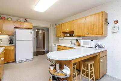 21W117 Glen Park Road, Lombard, IL 60148 - Photo 9