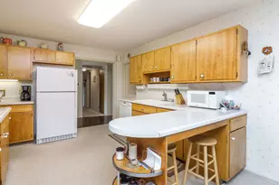 21W117 Glen Park Rd, Lombard, IL 60148 - Photo 9