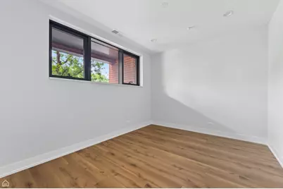 2354 N Washtenaw Avenue #304, Chicago, IL 60647 - Photo 11