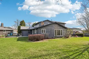 8853 W 97th Pl, Palos Hills, IL 60465 - Photo 51