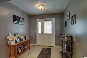 3012 Bluff Ridge Dr, Quincy, IL 62305 - Photo 7