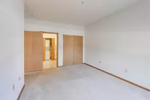 605 Barrington Ave, East Dundee, IL 60118 - Photo 9