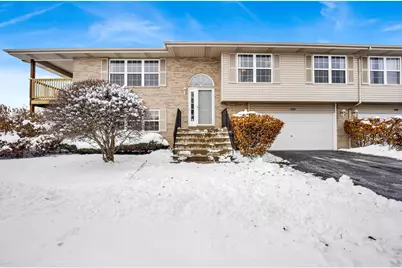 5303 W 109th Street #5303, Oak Lawn, IL 60453 - Photo 1