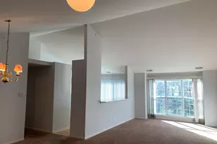 876 Stuarts Dr, Saint Charles, IL 60174 - Photo 3