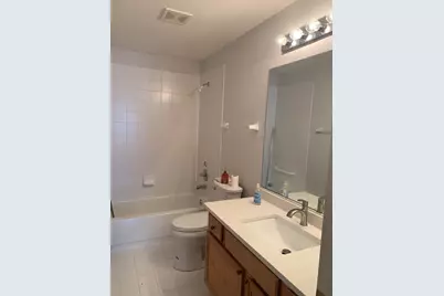 876 Stuarts Drive, Saint Charles, IL 60174 - Photo 5