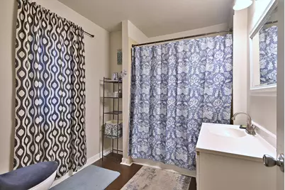 528 Woodlawn Avenue, Aurora, IL 60506 - Photo 25