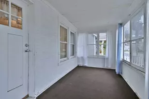 528 Woodlawn Ave, Aurora, IL 60506 - Photo 5