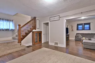 528 Woodlawn Ave, Aurora, IL 60506 - Photo 11