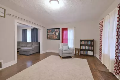 528 Woodlawn Avenue, Aurora, IL 60506 - Photo 7