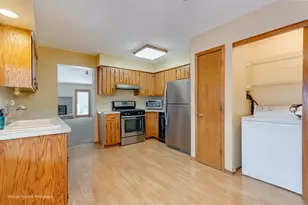 7709 W 158th Ct, Orland Park, IL 60462 - Photo 13