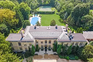 275 Sussex Ln, Lake Forest, IL 60045 - Photo 3