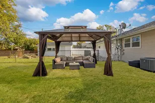 4042 W 89th Pl, Hometown, IL 60456 - Photo 19