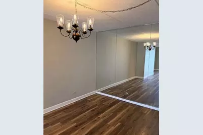 2066 Saint Johns Avenue #304, Highland Park, IL 60035 - Photo 9