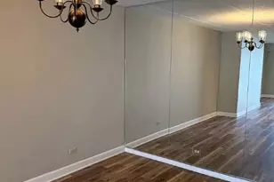 2066 St Johns Ave, Highland Park, IL 60035 - Photo 9