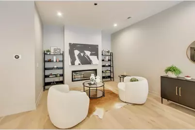 613 N Ogden Avenue #2E, Chicago, IL 60642 - Photo 11