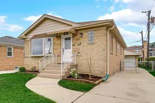 7636 W Strong St, Norridge, IL 60706 - Photo 3