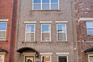 4647 S Lake Park Ave, Chicago, IL 60653 - Photo 1