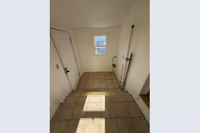 321 S Martin Luther King Jr Avenue #2, Waukegan, IL 60085 - Photo 3