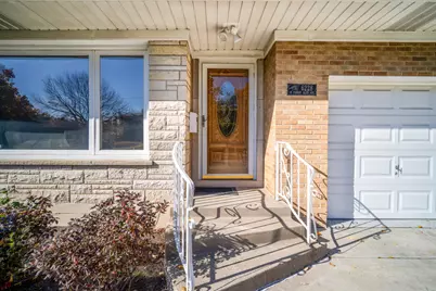 6228 N Forest Glen Avenue, Chicago, IL 60646 - Photo 3