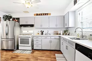 50 E Oak St, Fox Lake, IL 60020 - Photo 5