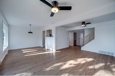 187 Roberts Road #187, Bolingbrook, IL 60440 - Photo 7