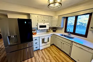 5180 E McArdle Rd, Coal City, IL 60416 - Photo 5