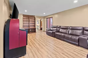 5180 E McArdle Rd, Coal City, IL 60416 - Photo 7