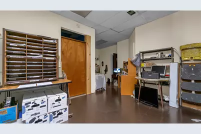 13257 S Baltimore Avenue, Chicago, IL 60633 - Photo 17