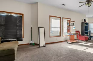 13257 S Baltimore Ave, Chicago, IL 60633 - Photo 5