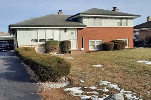 7912 W 73rd St, Bridgeview, IL 60455 - Photo 1