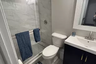 1687 Williamsburg Ct, Wheaton, IL 60189 - Photo 7