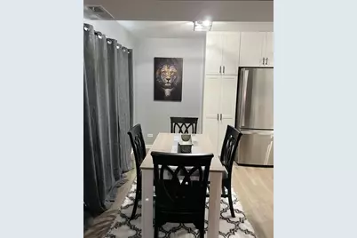 1687 Williamsburg Court #B, Wheaton, IL 60189 - Photo 3