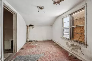 611 S 13th Ave, Maywood, IL 60153 - Photo 11