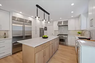 1666 Cloverdale Ave, Highland Park, IL 60035 - Photo 9