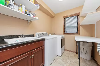 22131 Meadow Lake Place, Richton Park, IL 60471 - Photo 15