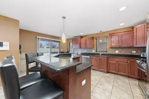 22131 Meadow Lake Pl, Richton Park, IL 60471 - Photo 11