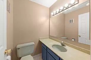 8704 Mobile Ave, Oak Lawn, IL 60453 - Photo 13