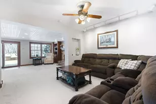 7N610 Cloverfield Cir, Saint Charles, IL 60175 - Photo 35