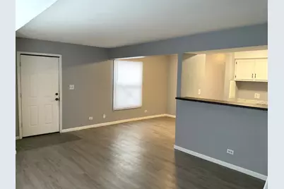 1387 S Glen Circle #B, Aurora, IL 60506 - Photo 5