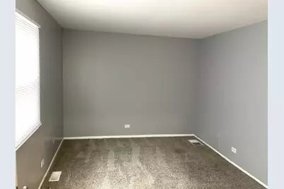 1387 S Glen Circle #B, Aurora, IL 60506 - Photo 7