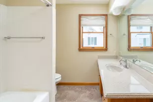 708 E Thompson St, Princeton, IL 61356 - Photo 29