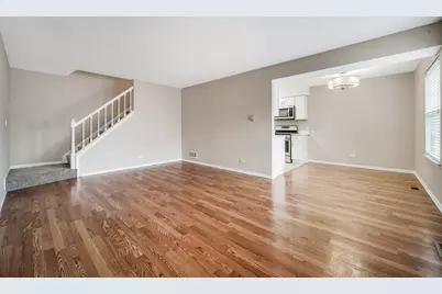 15 Tanwood Court, Vernon Hills, IL 60061 - Photo 3