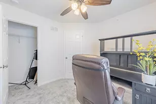 1050 E Oakton St, Des Plaines, IL 60018 - Photo 25