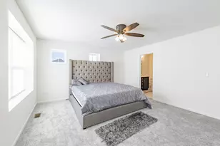 1050 E Oakton St, Des Plaines, IL 60018 - Photo 19