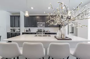 1050 E Oakton St, Des Plaines, IL 60018 - Photo 7