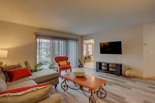 8650 Laporte Ave, Burbank, IL 60459 - Photo 11