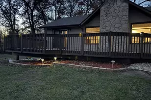 554 Fremont St, Woodstock, IL 60098 - Photo 5