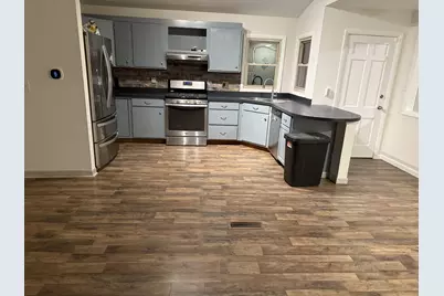 554 Fremont Street, Woodstock, IL 60098 - Photo 7