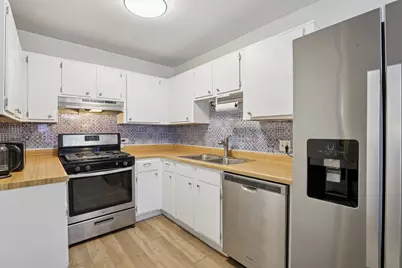 625 Breakers Point, Schaumburg, IL 60194 - Photo 9